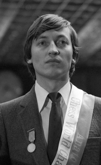 Anatoly Karpov's Games as World Champion 1975-77 ( Karpov / 1977